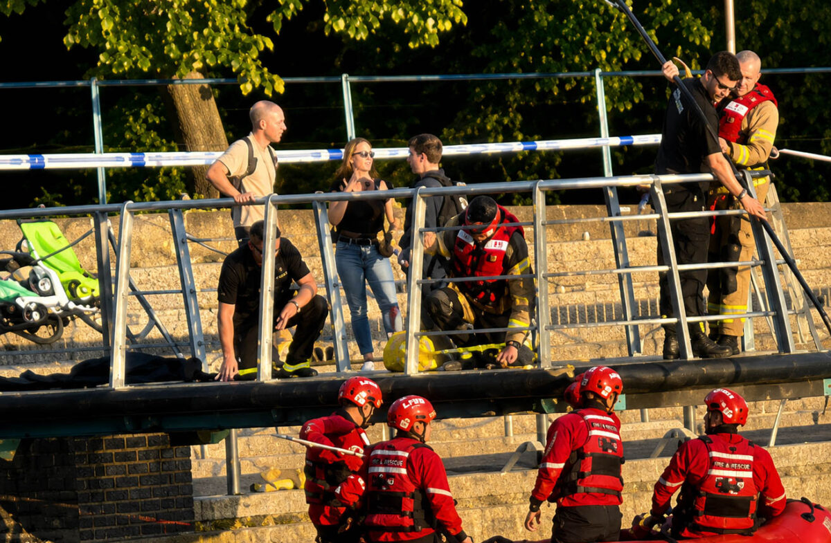 Boy, 14, dies after entering dock in east London as police issue water safety warning