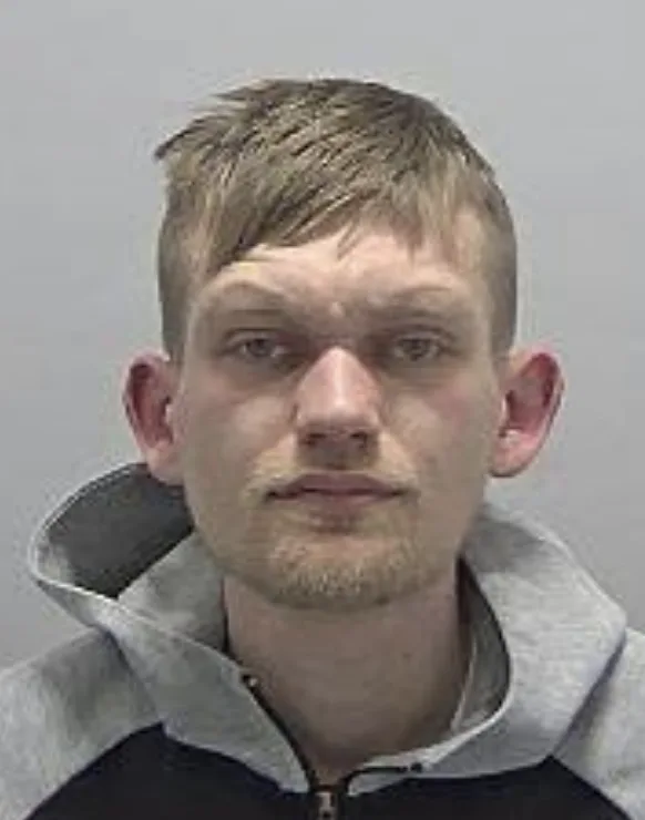 Abuser jailed after attacking former partner and repeatedly breaching restraining order
