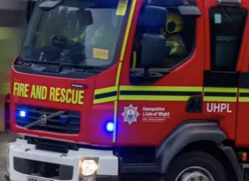A303 closed after lorry fire as emergency services issue lengthy diversion