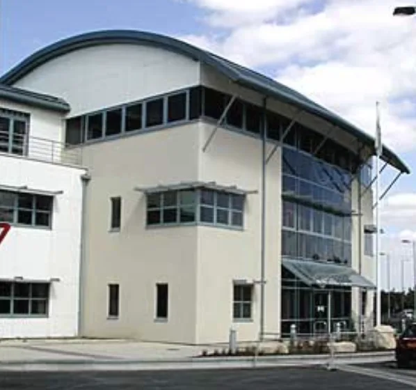 Man arrested on suspicion of kidnap and GBH after woman stabbed in Swindon