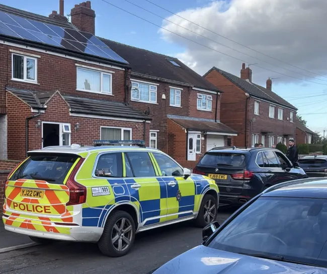 Armed police raid Batley home in Heckmondwike firearms investigation