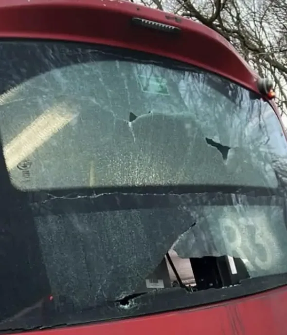 Catapult reportedly fired at bus carrying children between Petts Wood and Orpington