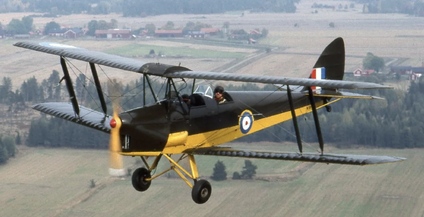 Man rushed to major trauma centre after Tiger Moth plane crash at Upminster aerodrome