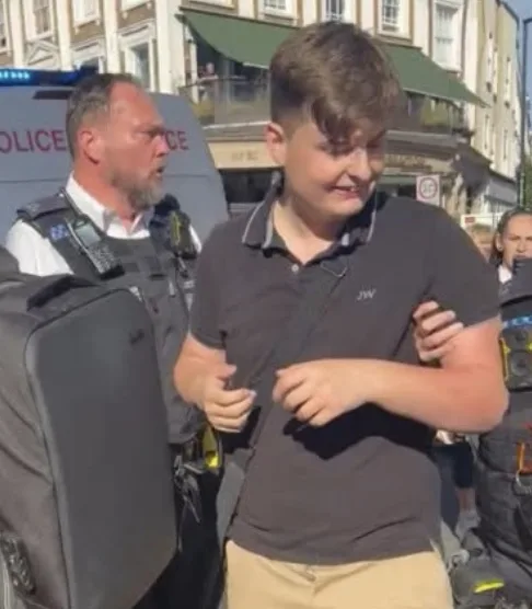 Young Bob arrested after alleged assaults on anti-racism activists in Camden