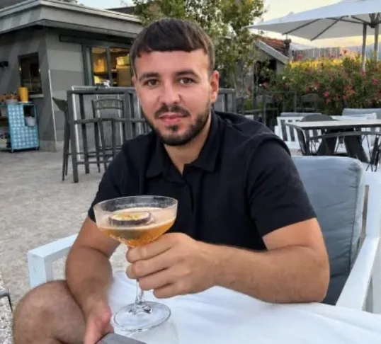 Family pay tribute to Reece Salmon as murder investigation continues after Clerkenwell stabbing