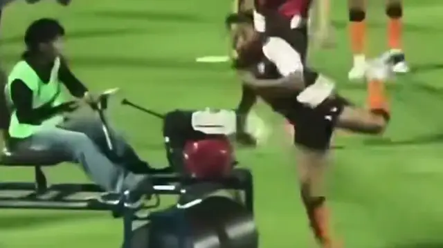 Andros Townsend run over by pitch roller during warm-up before Thai League match