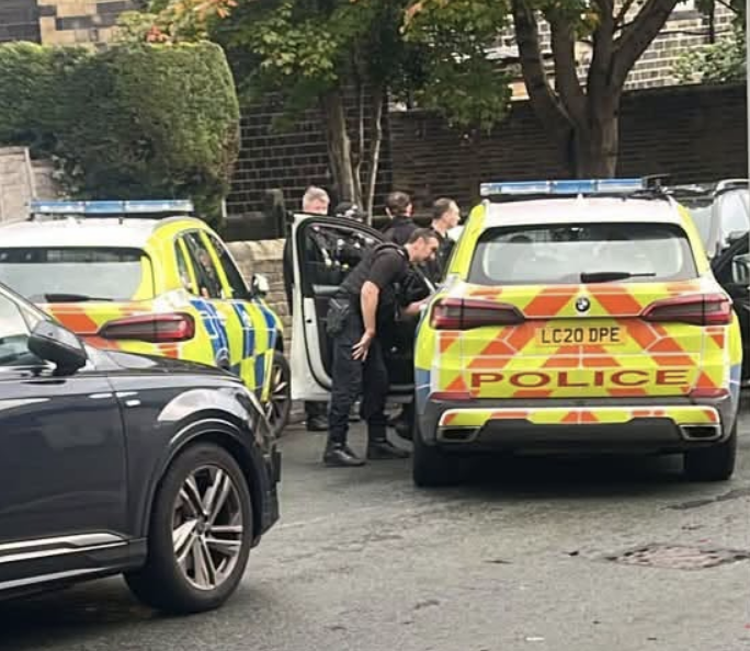 Armed police seen on Oakworth Road after reported incident in Keighley