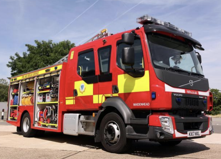 Emergency crews called to report boat fire near Marlow
