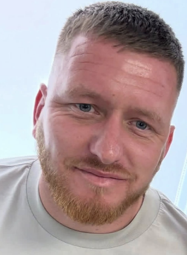 Police appeal to find missing 35-year-old Jamie from Rotherham