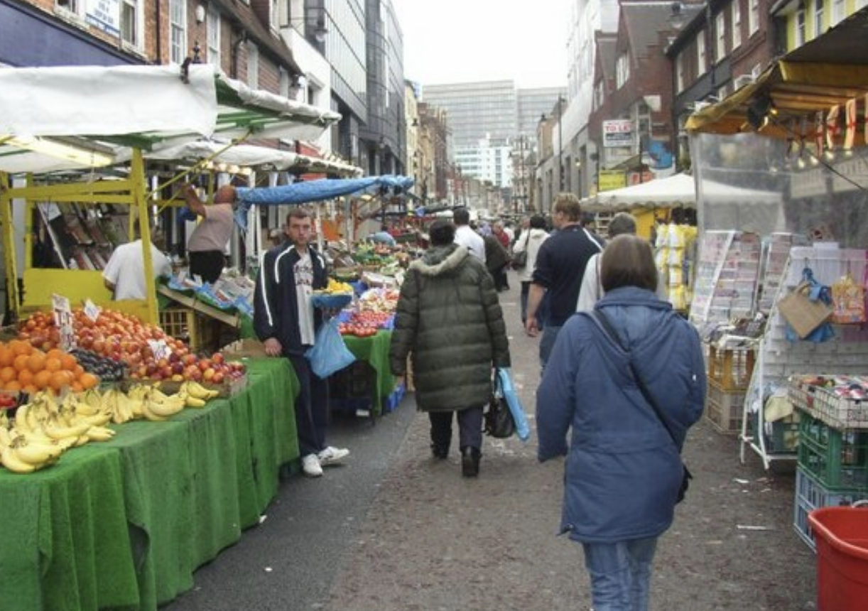 Man robbed and assaulted in Croydon market as traders call for more police patrols
